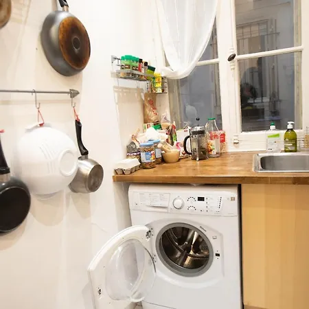 Hostnfly - Splendid Apt Batignolles * Parijs