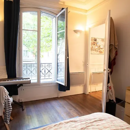 Hostnfly - Splendid Apt Batignolles Parijs